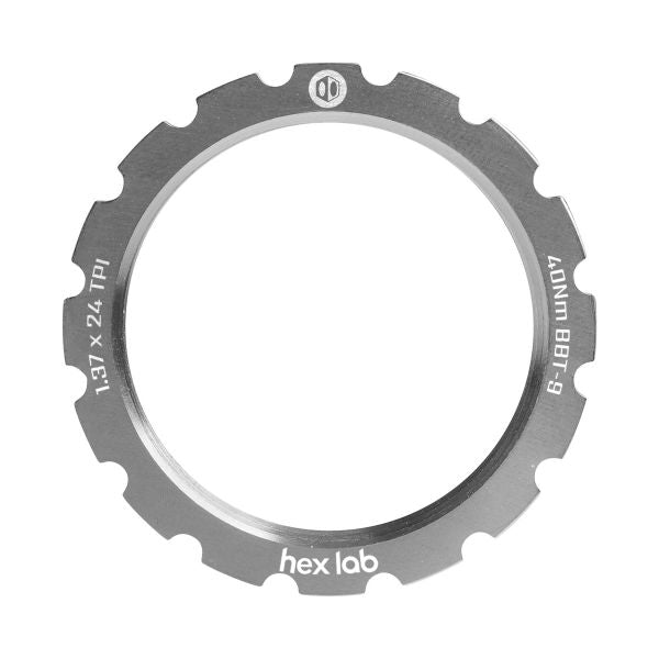 Box Hex Lab Titanium Lock Ring